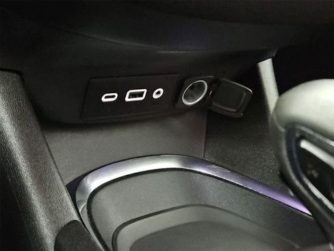 Used 2022 Chevrolet Malibu LT image 31