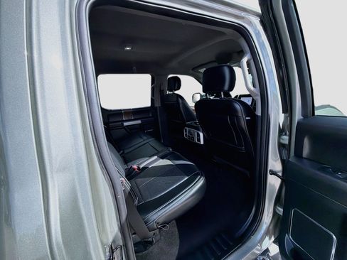 Used 2020 Ford F150 Lariat w/ Equipment Group 502A Luxury AWD/4WD image 28