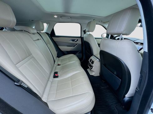 Used 2020 Land Rover Range Rover Velar S image 19