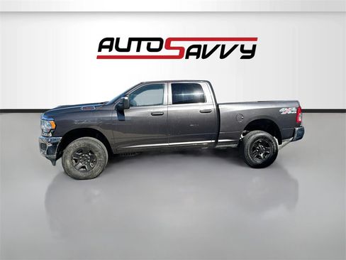 Used 2023 RAM 2500 Tradesman w/ Chrome Appearance Group image 4