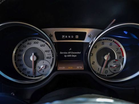 Used 2013 Mercedes-Benz SL 550 image 51