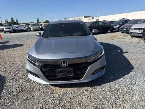 Used 2019 Honda Accord Sport image 2