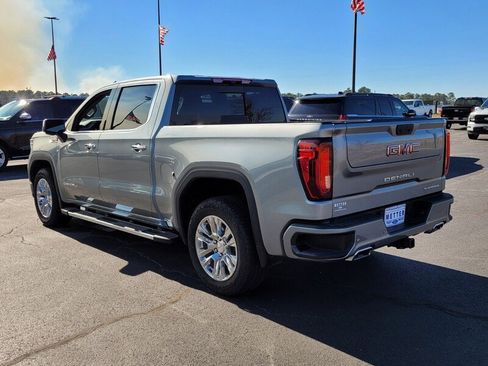 Used 2025 GMC Sierra 1500 Denali image 8