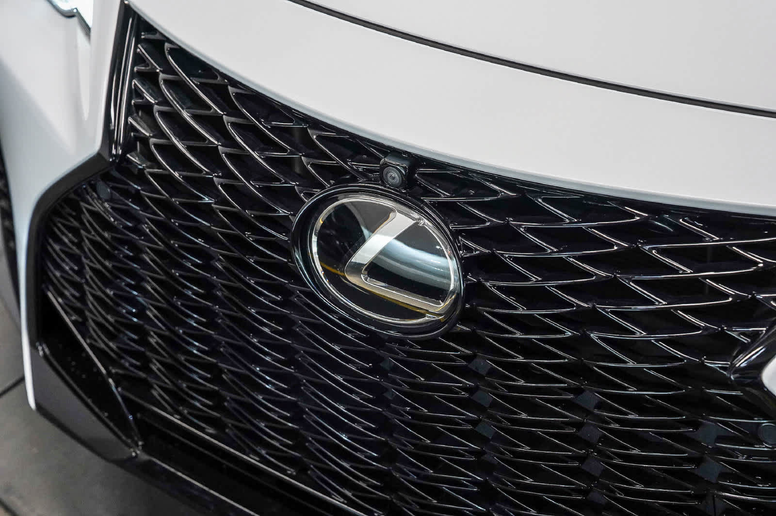 Used 2025 Lexus IS 350 F Sport w/ Navigation Package RWD image 8
