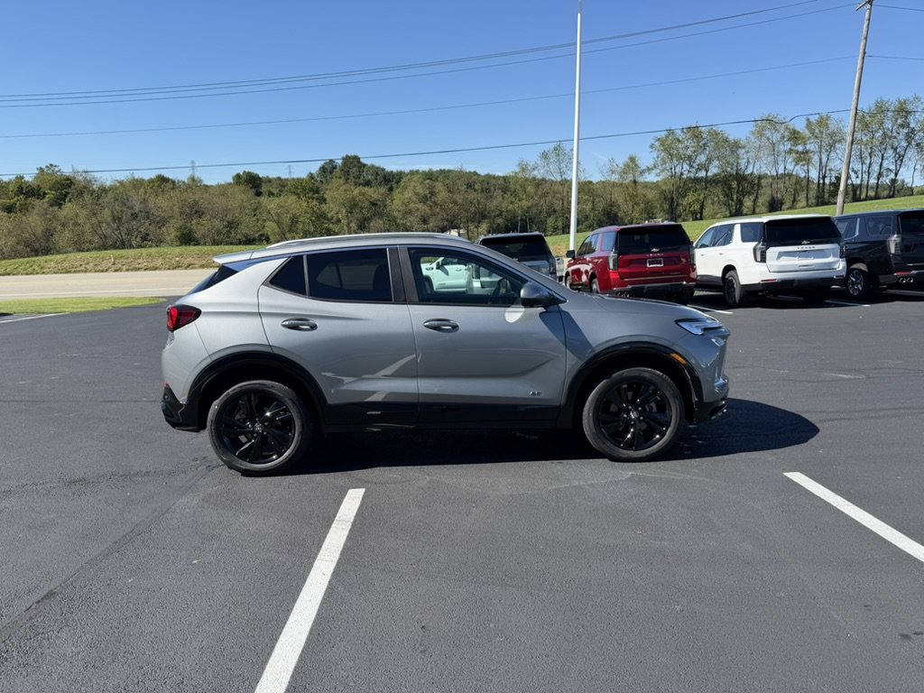 Used 2026 Buick Encore GX Sport Touring w/ Advanced Technology Package AWD/4WD image 7