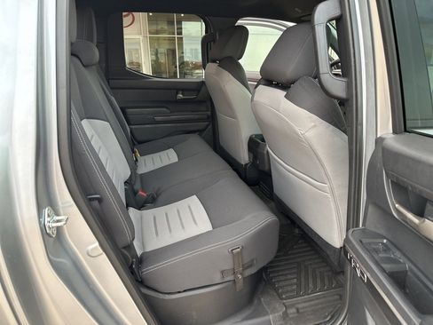 Used 2025 Toyota Tacoma TRD Off-Road image 17