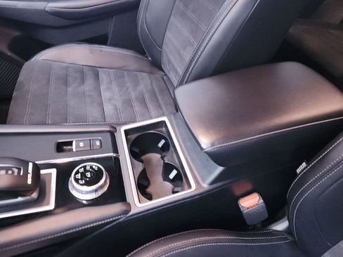 Used 2024 Mitsubishi Outlander SE FWD image 21