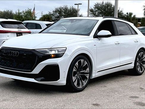 New 2026 Audi Q8 Premium Plus image 9