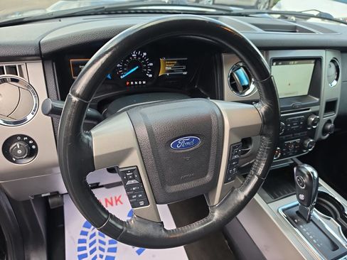 Used 2017 Ford Expedition Limited w/ Equipment Group 301A RWD image 14