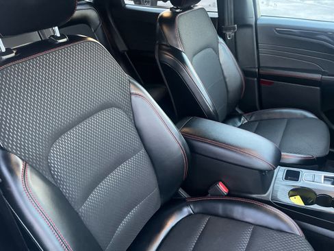 Used 2025 Ford Escape ST-Line Elite w/ Tech Pack #1 image 15