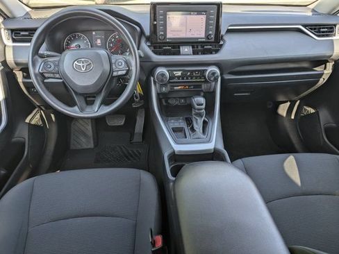 Used 2021 Toyota RAV4 LE FWD image 19