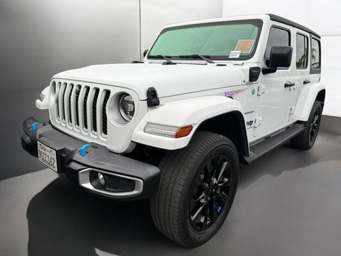Used 2023 Jeep Wrangler Unlimited Sahara w/ Cold Weather Group image 25
