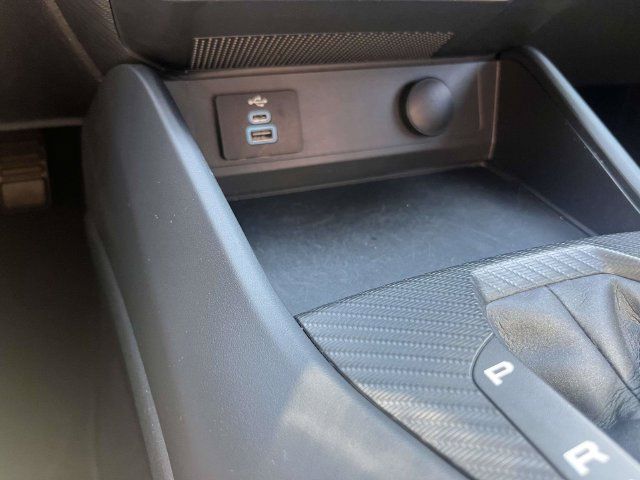 Certified 2025 Ford Mustang Coupe RWD image 32