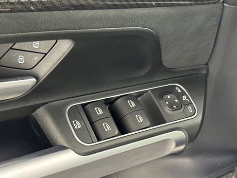 Certified 2022 Mercedes-Benz GLB 35 AMG 4MATIC image 13