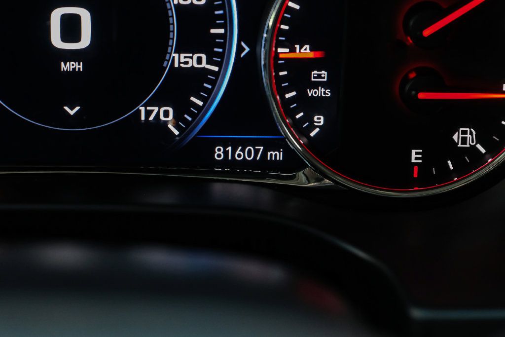 Used 2023 GMC Acadia Denali FWD image 19