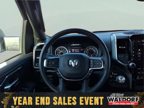 Used 2025 RAM 1500 Laramie image 11