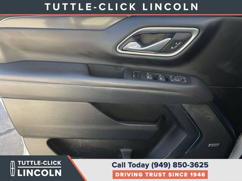 Used 2022 Chevrolet Tahoe RST w/ Luxury Package AWD/4WD image 20