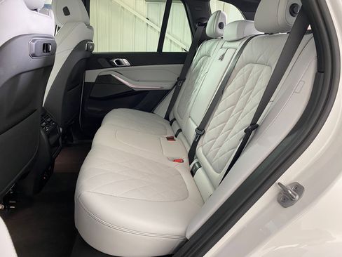 Certified 2024 BMW X5 xDrive40i w/ Premium Package image 14