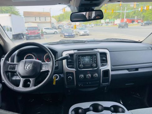 Used 2016 RAM 2500 SLT AWD/4WD image 19
