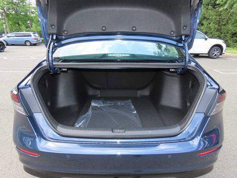 New 2025 Honda Accord EX-L image 11