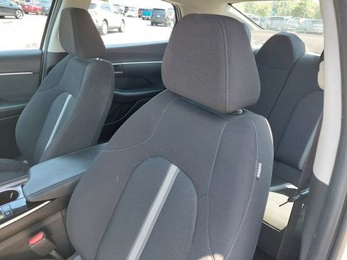 Used 2023 Hyundai Sonata SE FWD image 17