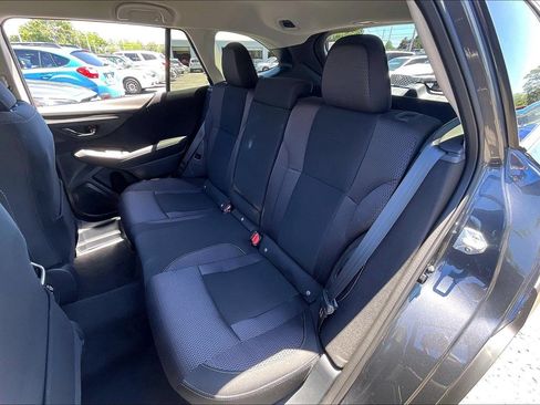 Certified 2025 Subaru Outback Premium w/ Popular Package #1A AWD/4WD image 22