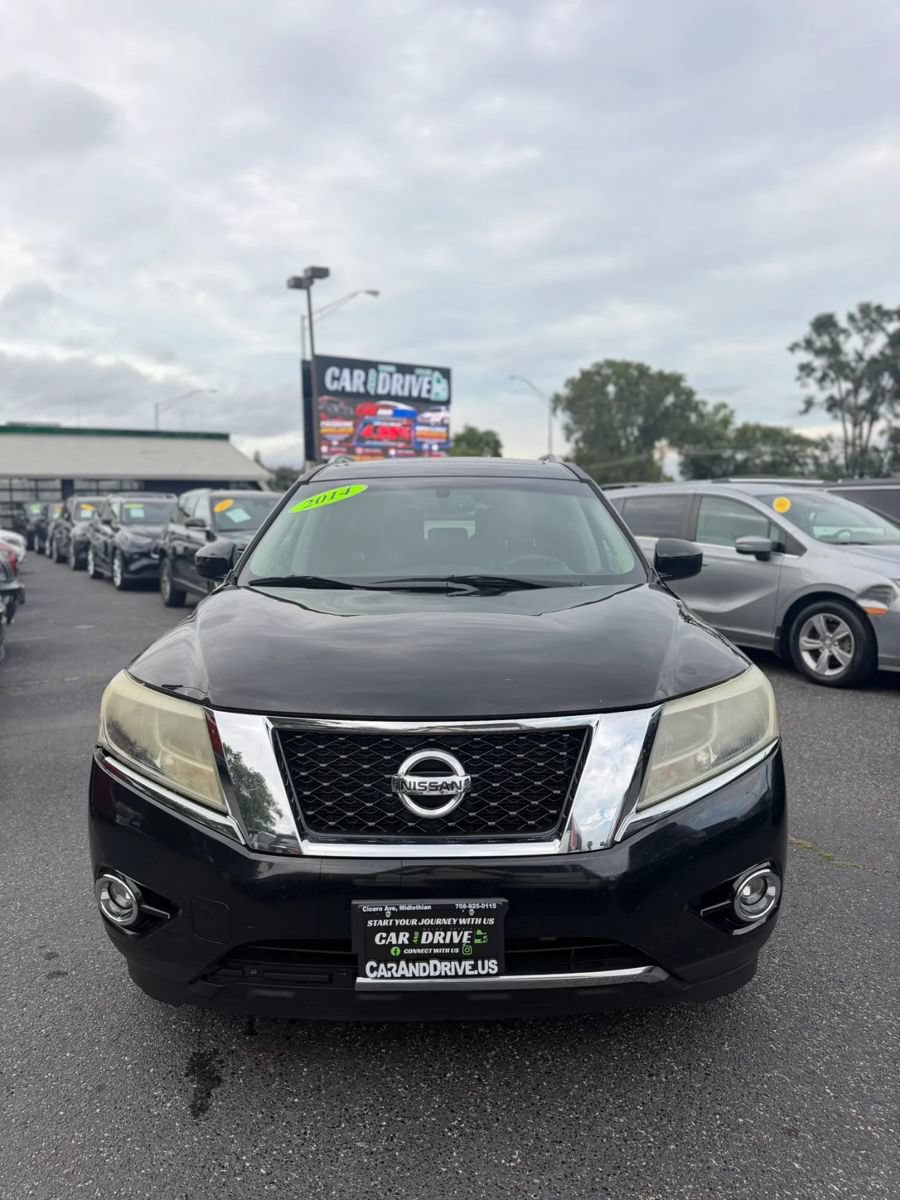 Used 2014 Nissan Pathfinder SL w/ SL Premium Package AWD/4WD image 1