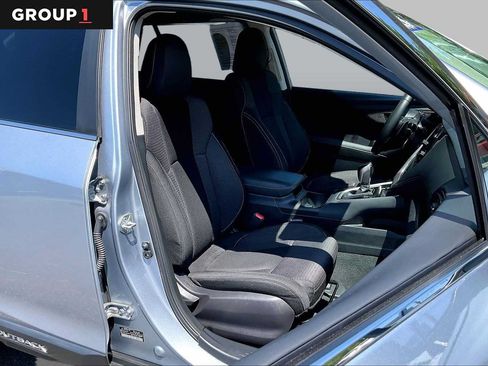Used 2024 Subaru Outback Premium AWD/4WD image 9