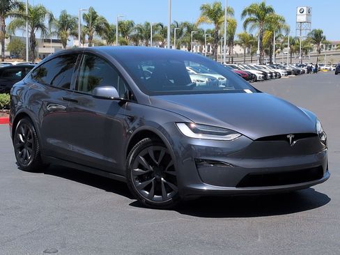 Used 2023 Tesla Model X AWD/4WD image 2