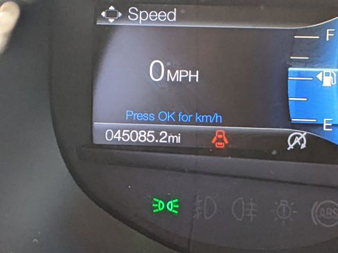 Used 2024 Ford Edge Titanium image 25