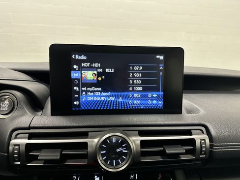 Certified 2022 Lexus IS 350 F Sport image 23