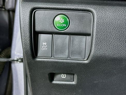 Used 2017 Honda Accord LX image 17