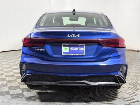 Used 2023 Kia Forte LXS FWD image 5