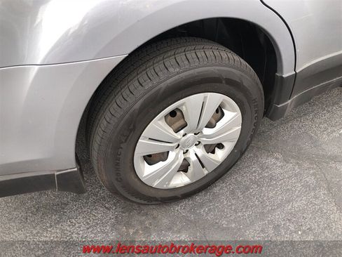 Used 2011 Subaru Outback 2.5i AWD/4WD image 23