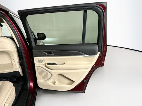 Used 2021 Jeep Grand Cherokee L Limited image 31