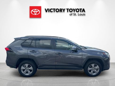 Used 2024 Toyota RAV4 XLE AWD/4WD image 2