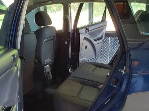 Used 2005 Pontiac Vibe w/ Power Group Value Package FWD image 19
