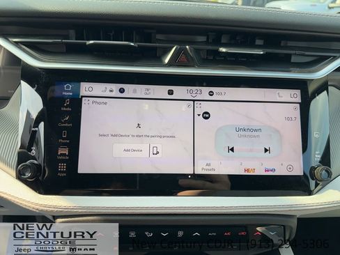 New 2026 Jeep Cherokee Limited AWD/4WD image 30