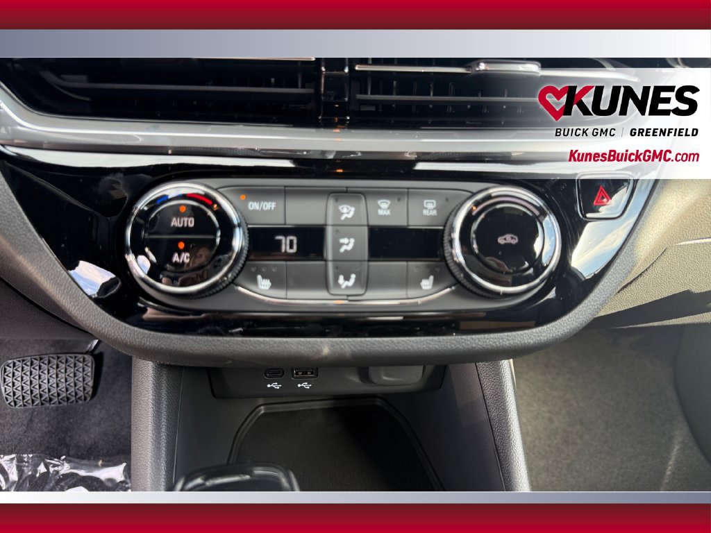 New 2026 Buick Envista Sport Touring w/ Convenience I Package FWD image 23