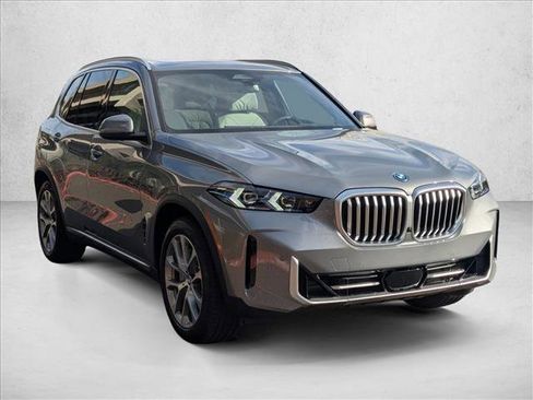 New 2026 BMW X5 xDrive50e w/ Climate Comfort Package image 6