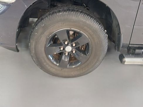 Used 2019 RAM 1500 Express image 26