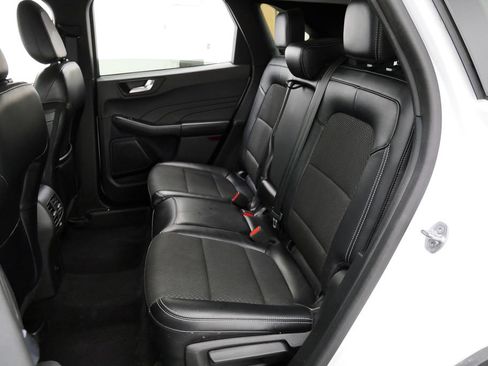 Used 2023 Ford Escape SE FWD image 19