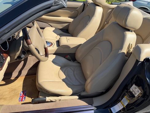 Used 2004 Jaguar XK8 Convertible RWD image 15