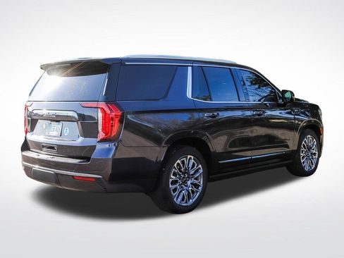Used 2023 GMC Yukon Denali Ultimate AWD/4WD image 4