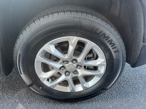 Used 2019 Chevrolet Traverse LS FWD image 11