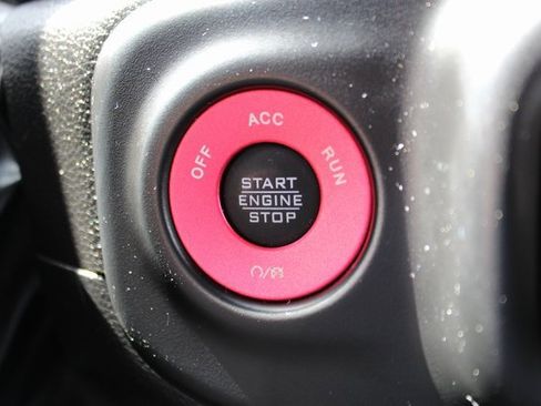 Used 2022 Jeep Wrangler Rubicon w/ Cold Weather Group image 15