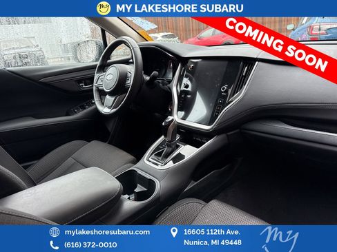 Used 2025 Subaru Outback Premium image 17