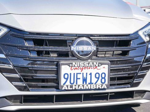 Certified 2025 Nissan Versa S w/ Trunk Package image 6