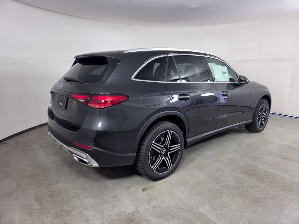 New 2027 Mercedes-Benz GLC 300 image 4