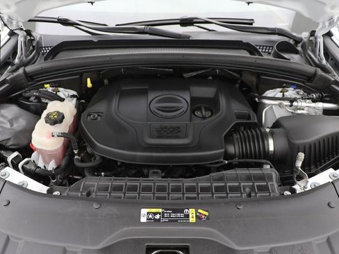Used 2023 Jeep Grand Cherokee Overland AWD/4WD image 31